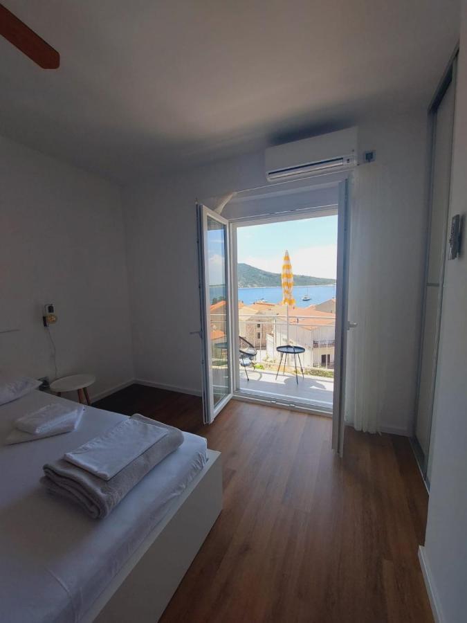 Vinko Rooms Примоштен Екстер'єр фото
