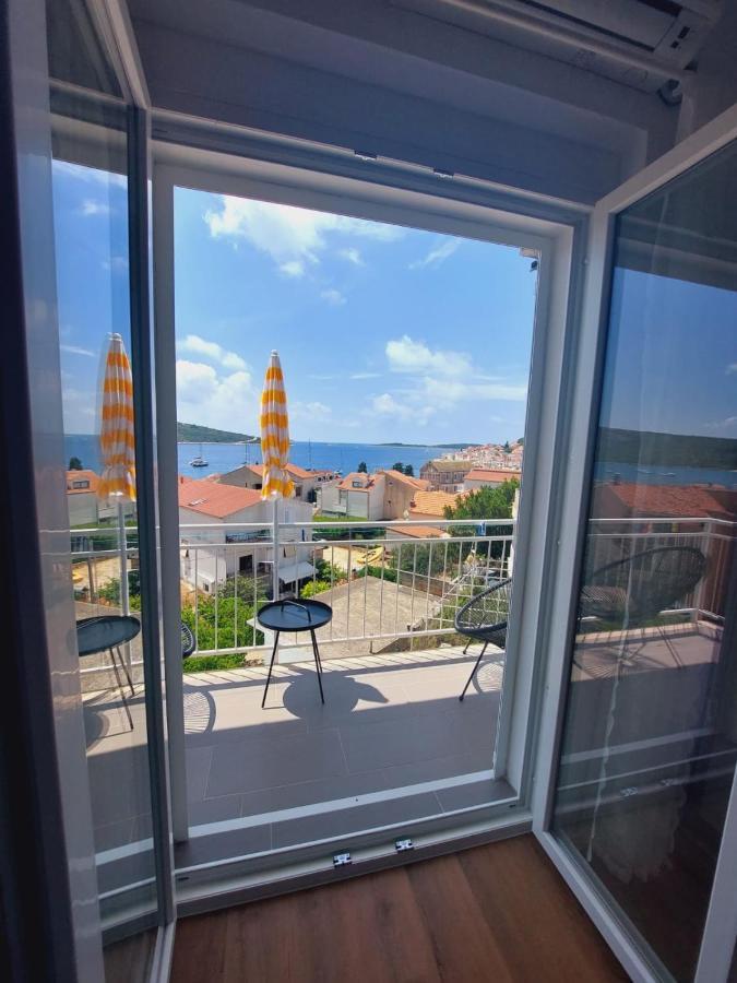 Vinko Rooms Примоштен Екстер'єр фото