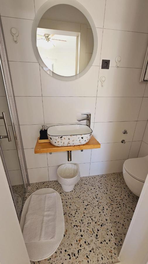 Vinko Rooms Примоштен Екстер'єр фото